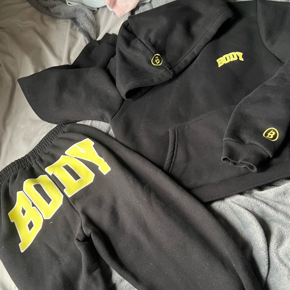 Body by raven tracy - Picture 2 of 4